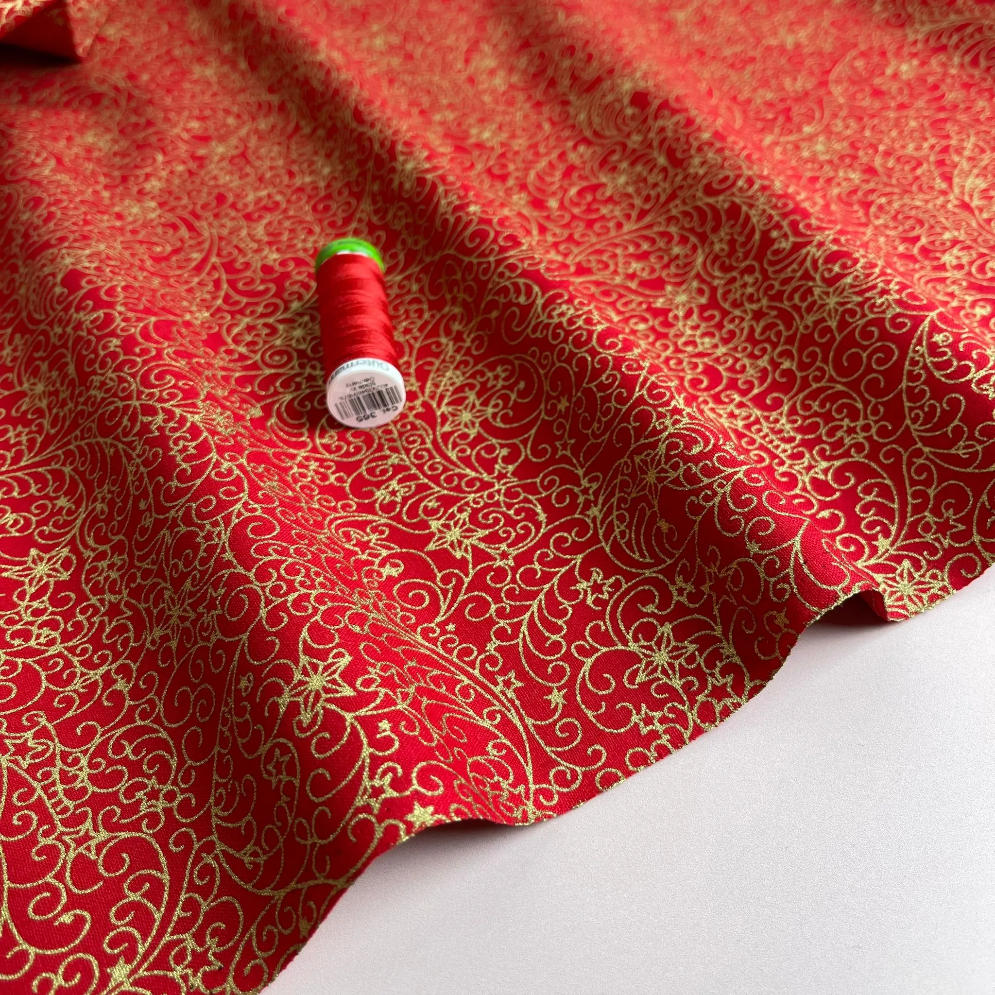 Christmas Ivy Cotton Poplin Fabric