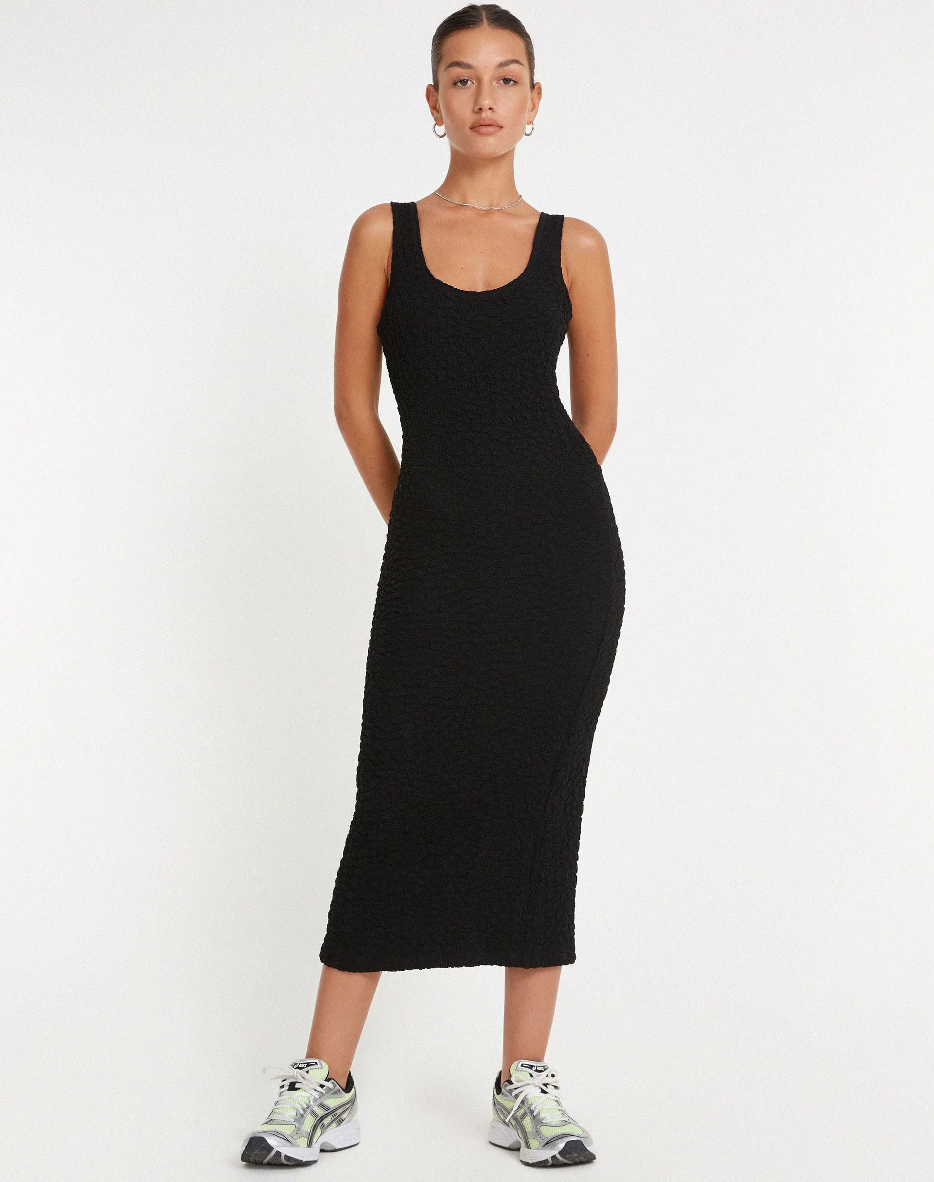 Roski Textured Midi Dress in Black