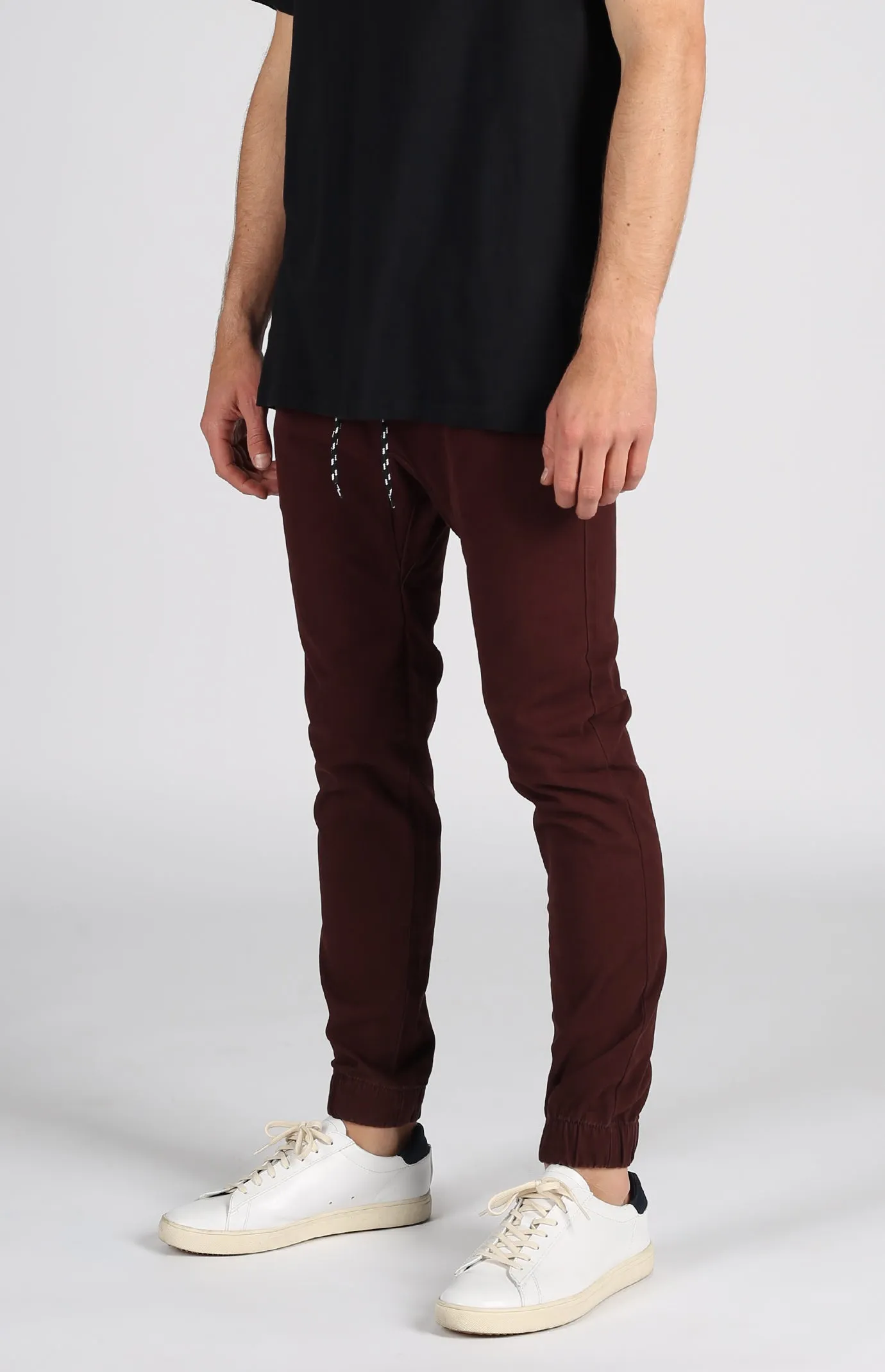 Weekend Jogger 2.0 | Burgundy